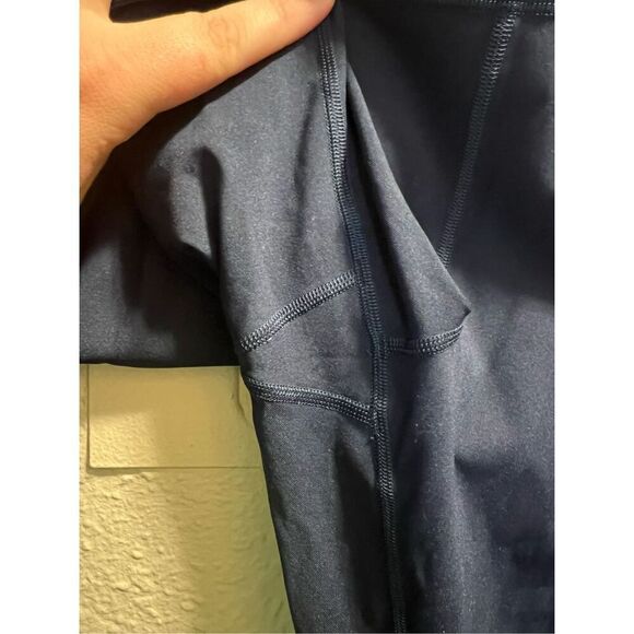 Lululemon Blue Leggings Woman’s Size 18 - Picture 5 of 12